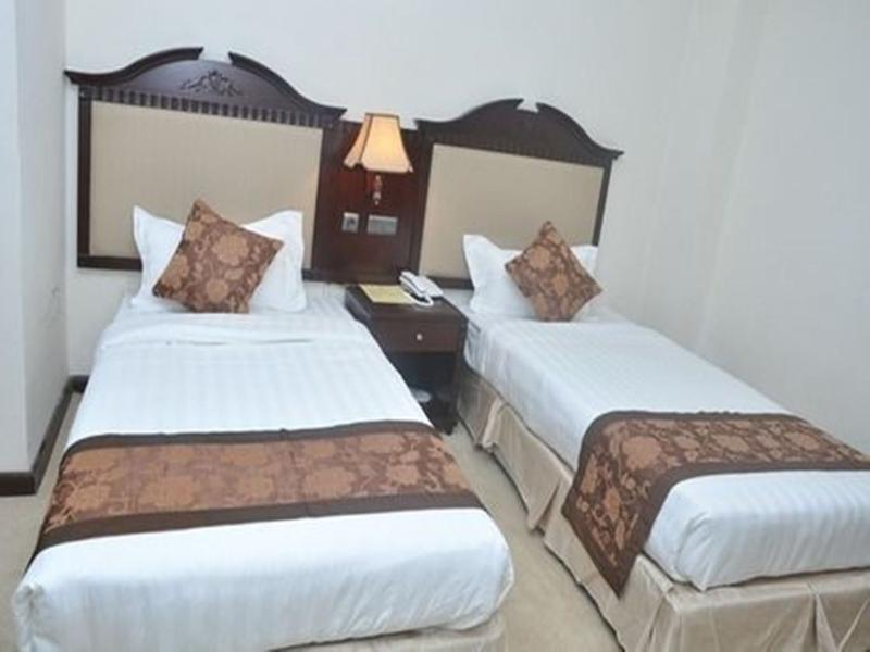 Debredamo Hotel Addis Ababa Dış mekan fotoğraf
