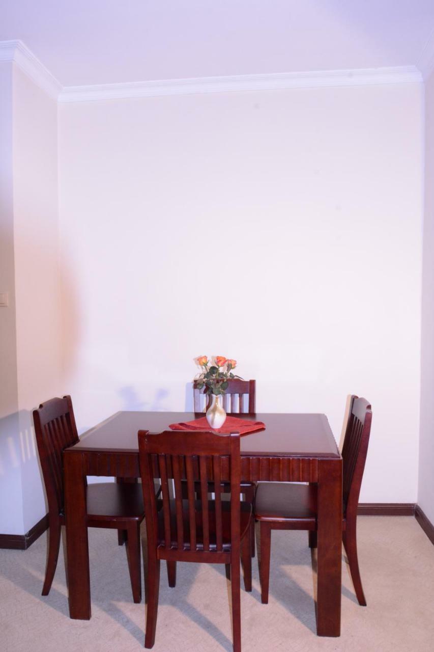 Debredamo Hotel Addis Ababa Dış mekan fotoğraf